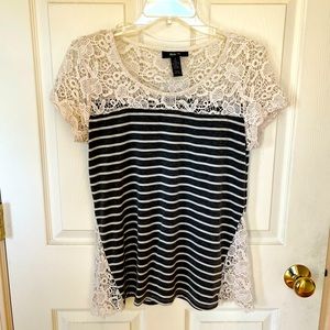 Womens Adorable top with lace and stripes